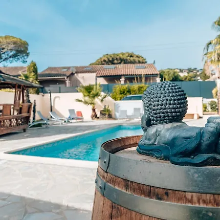 Mazet Bord De Piscine Partagee - Parking - Bbq - Draps Inclus Holiday home *