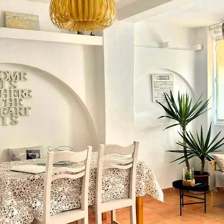 Mazet Bord De Piscine Partagee - Parking - Bbq - Draps Inclus