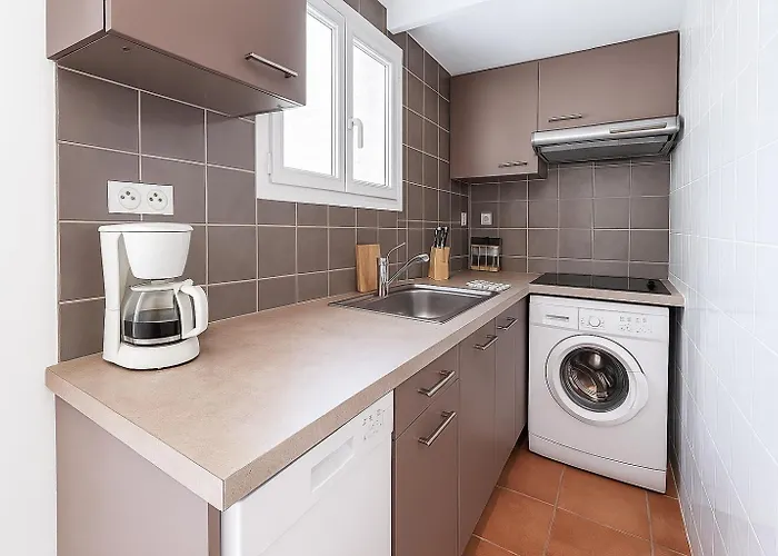 Mazet Bord De - De La Nartelle - Maxime - Piscine Partagée - Parking - Bbq - Draps Inclus Sainte-Maxime