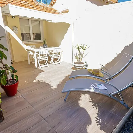 Feriehus Mazet Bord De Piscine Partagee - Parking - Bbq - Draps Inclus *