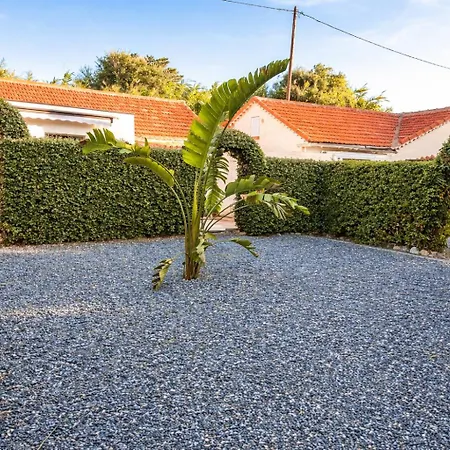 Mazet Bord De Mer - Plage De La Nartelle - Sainte Maxime - Parking - Calme & Detente *