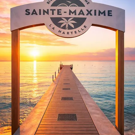 Hébergement de vacances Mazet - De La Nartelle à 200m- Piscine Au Sel -terrasse- Parking - Bbq- Calme&détente Draps Inclus- Check-in 20h Maximum Sainte-Maxime