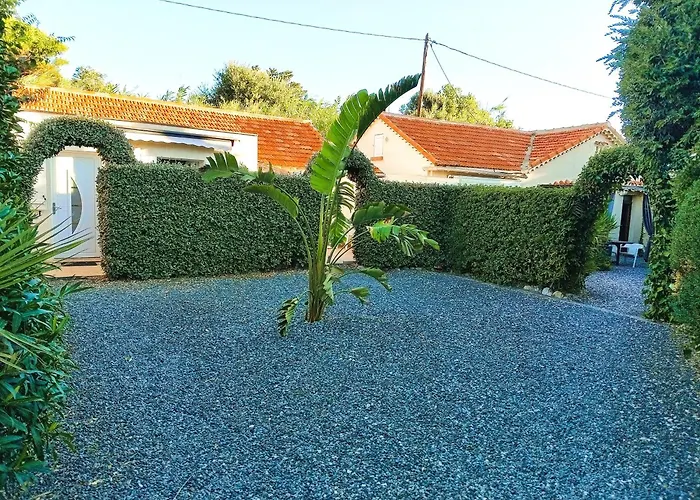 Feriehus Mazet Bord De Piscine Partagee - Parking - Bbq - Draps Inclus Sainte-Maxime